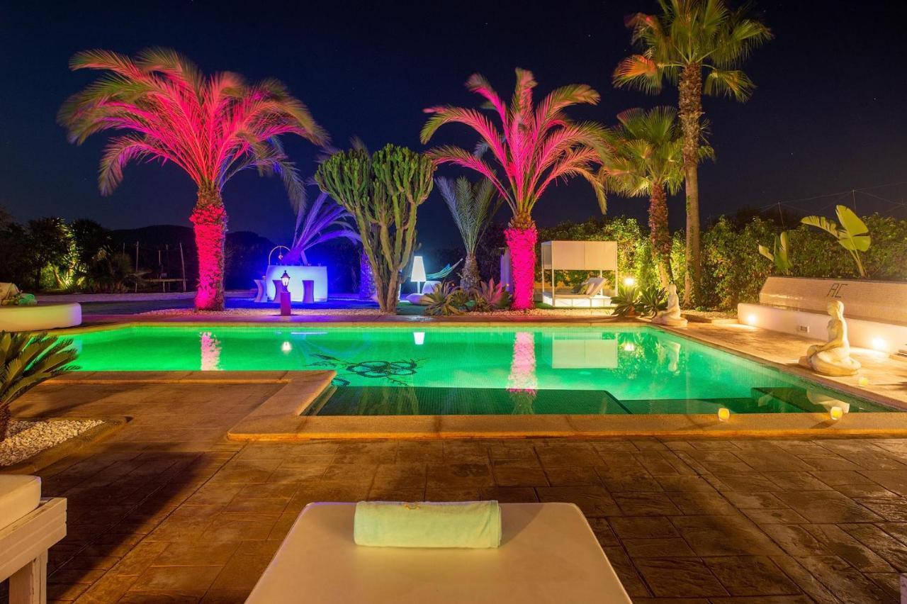 Serena Villa Sant Francesc de s'Estany Exterior photo